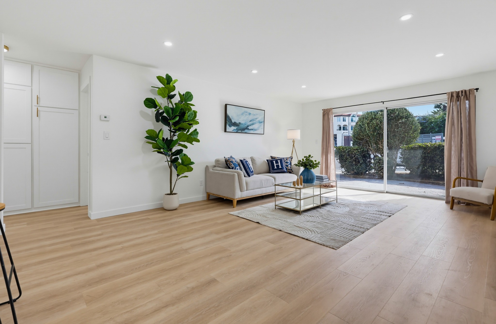 Virtual tour photo 6 of 41 for 4444 W Point Loma Blvd Unit 98