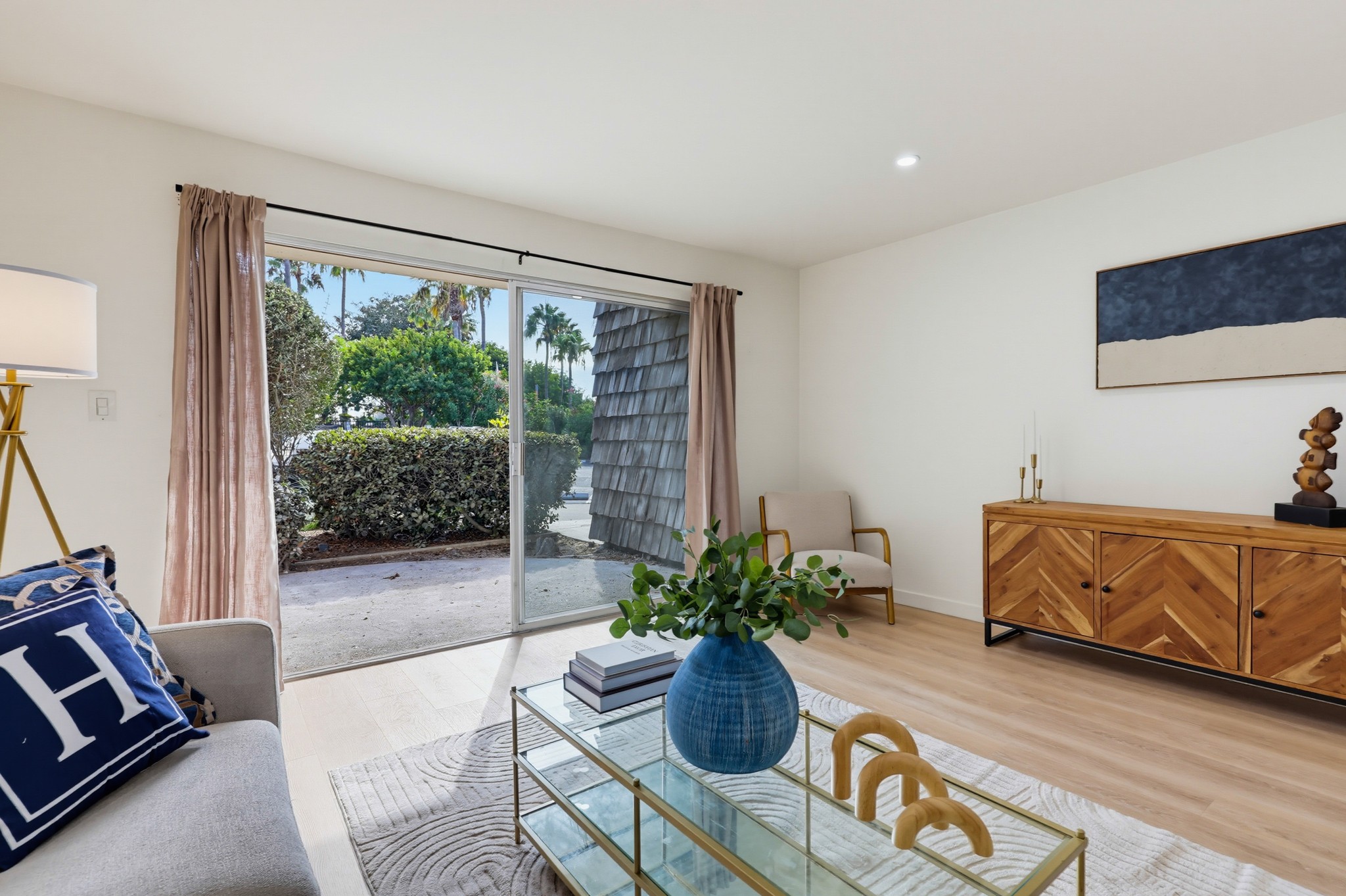Virtual tour photo 8 of 41 for 4444 W Point Loma Blvd Unit 98