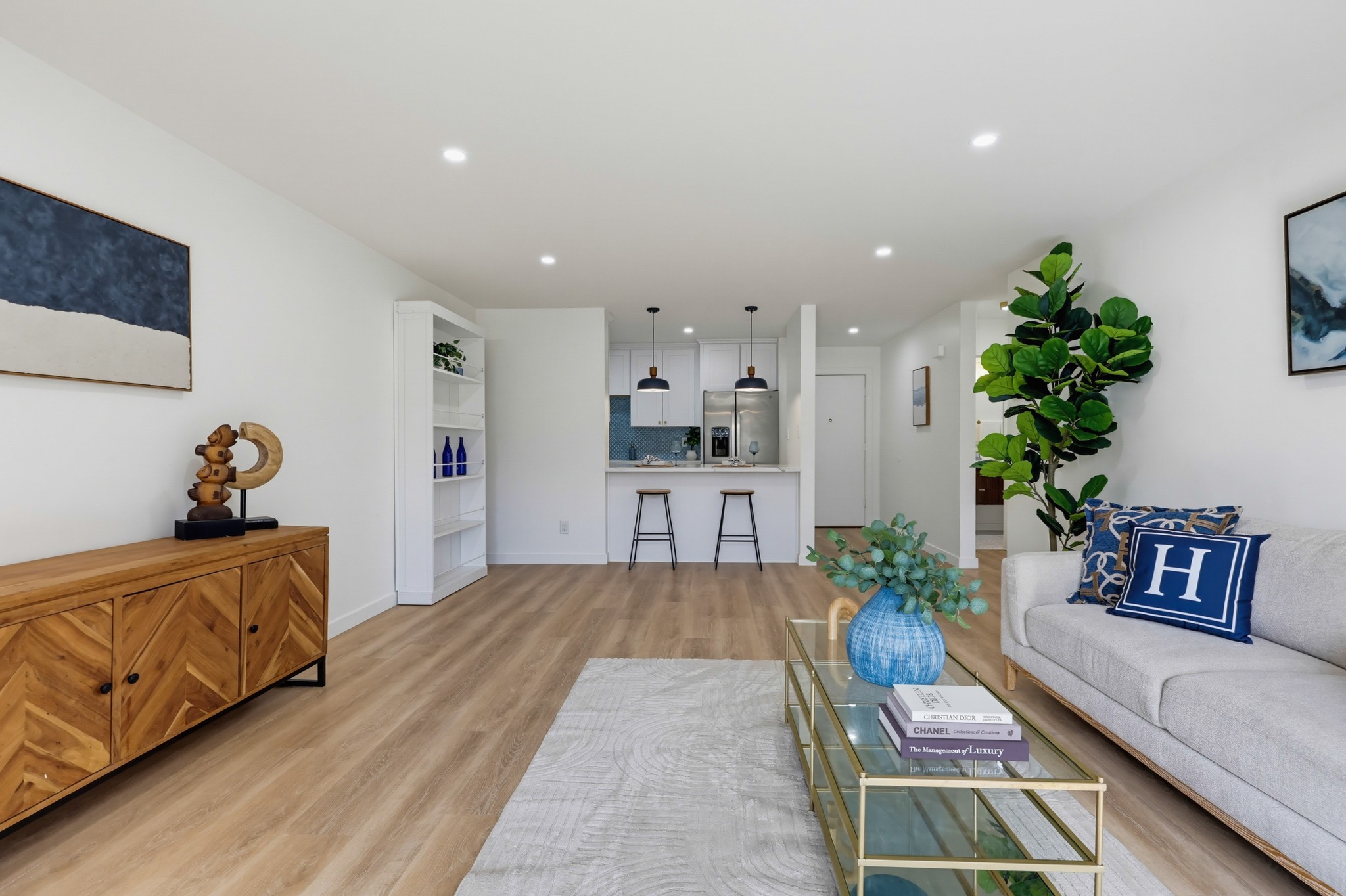 Virtual tour photo 14 of 41 for 4444 W Point Loma Blvd Unit 98