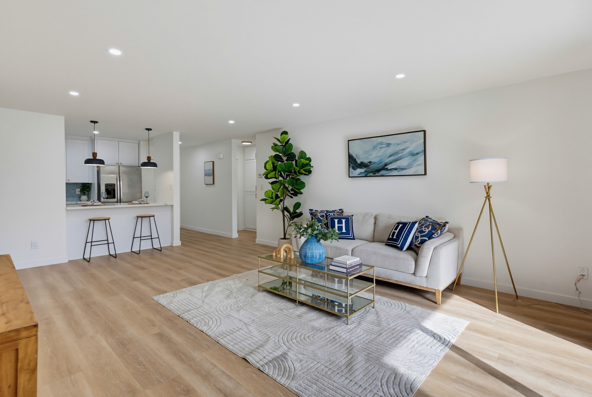 Virtual tour photo 15 of 41 for 4444 W Point Loma Blvd Unit 98