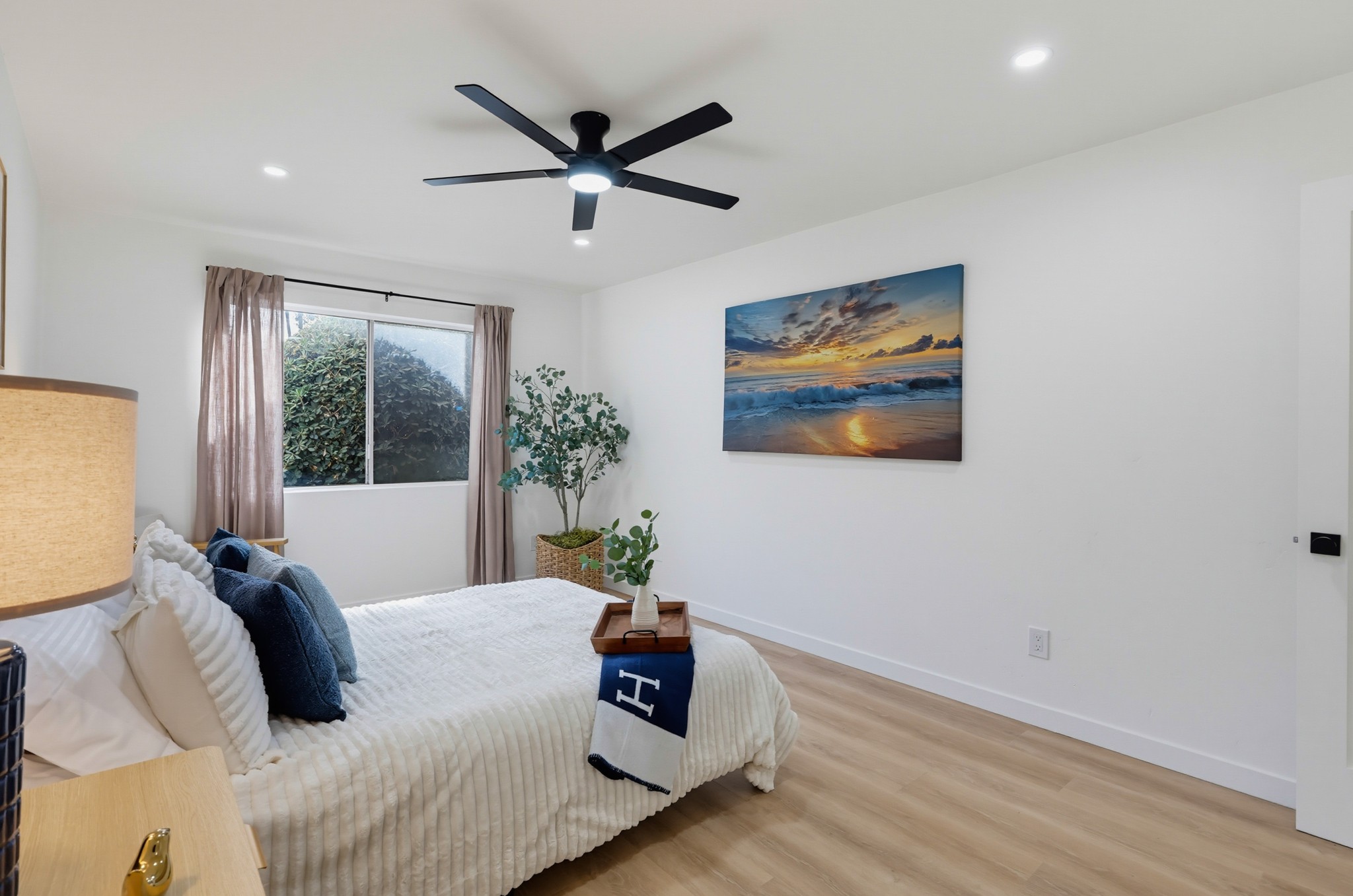 Virtual tour photo 27 of 41 for 4444 W Point Loma Blvd Unit 98