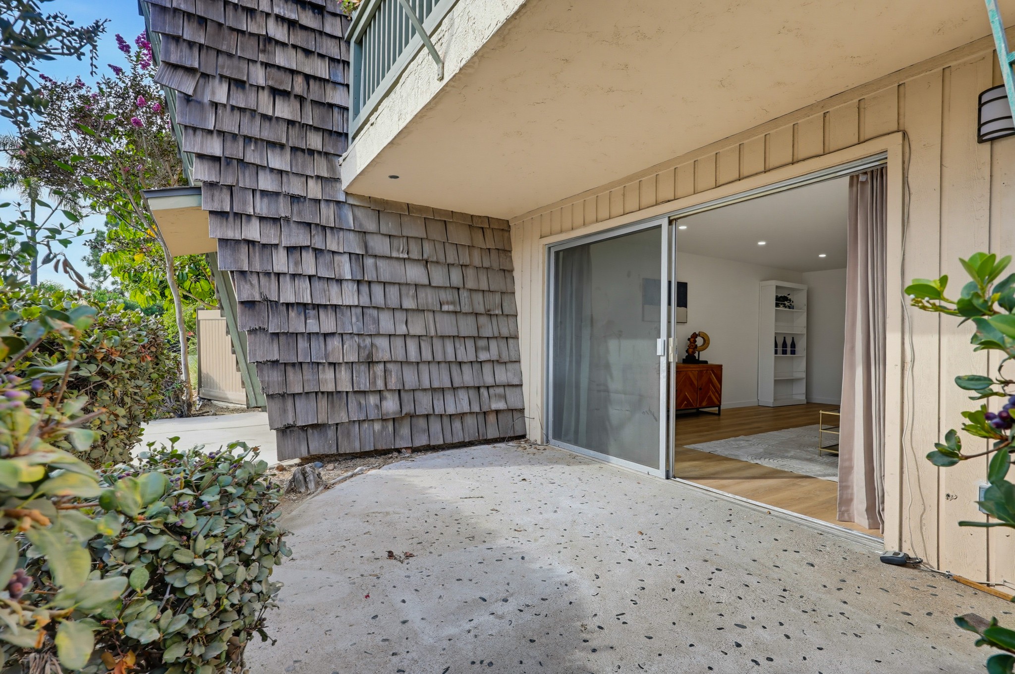 Virtual tour photo 36 of 41 for 4444 W Point Loma Blvd Unit 98