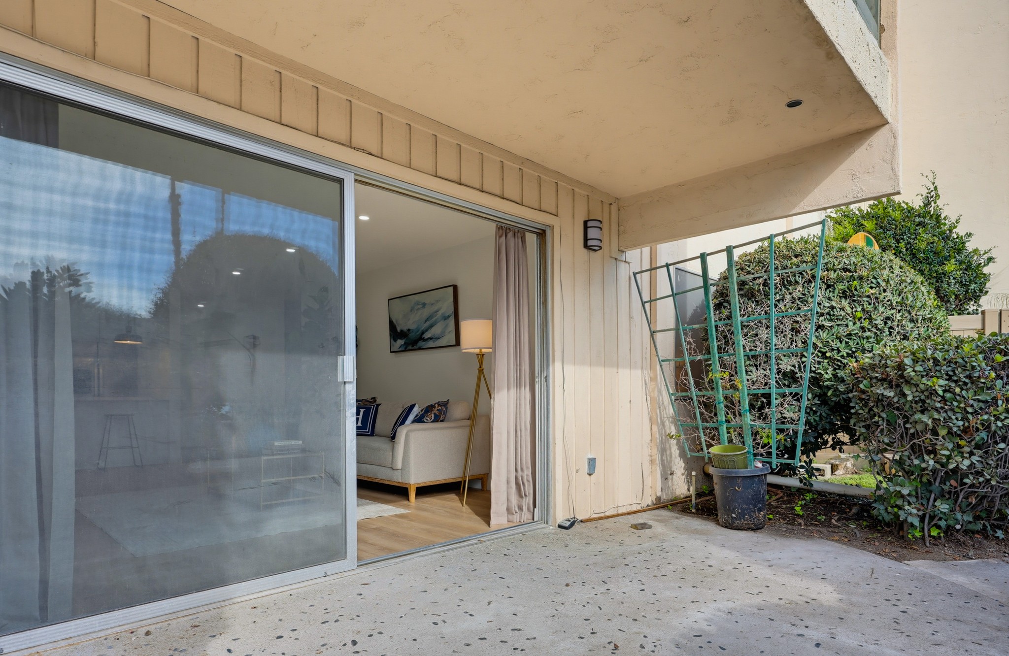 Virtual tour photo 38 of 41 for 4444 W Point Loma Blvd Unit 98