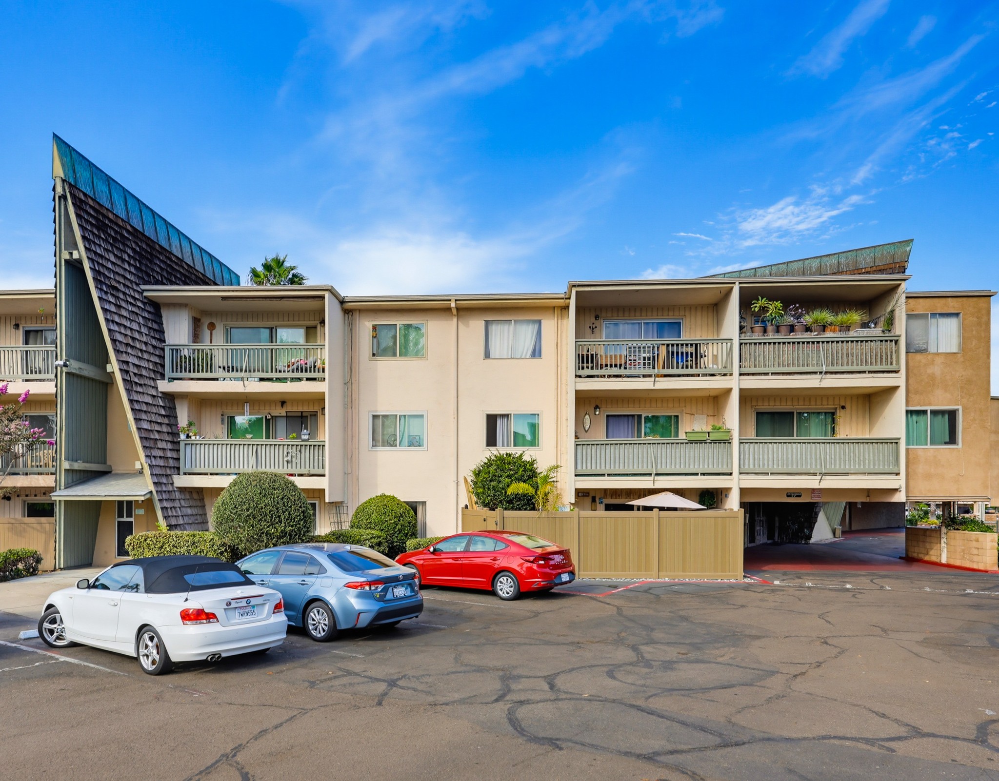 Virtual tour photo 39 of 41 for 4444 W Point Loma Blvd Unit 98