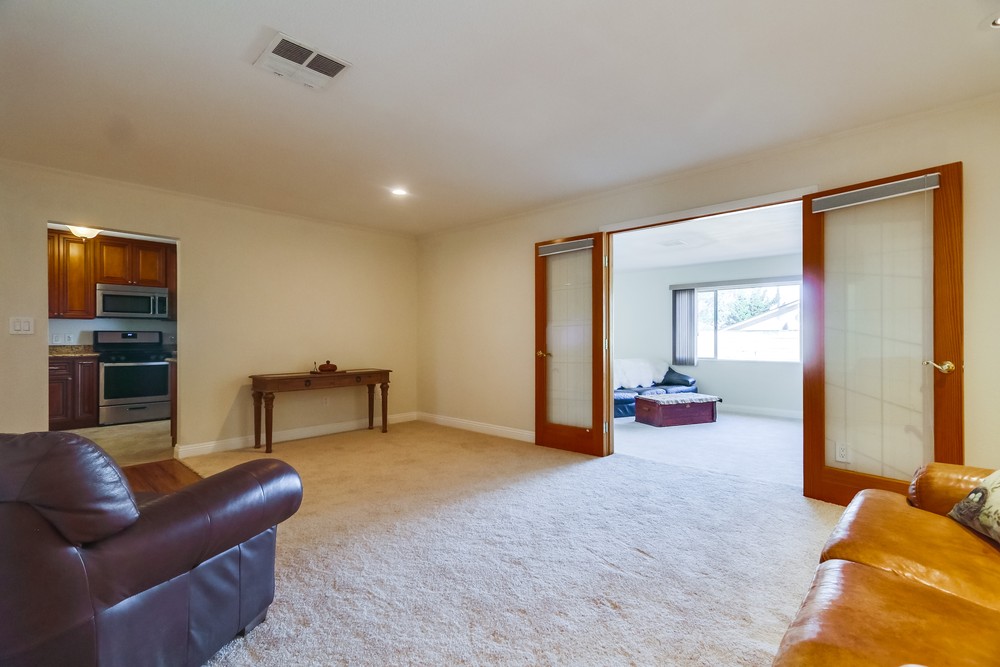 Virtual tour photo 10 of 49 for 4445 La Crosse Ave