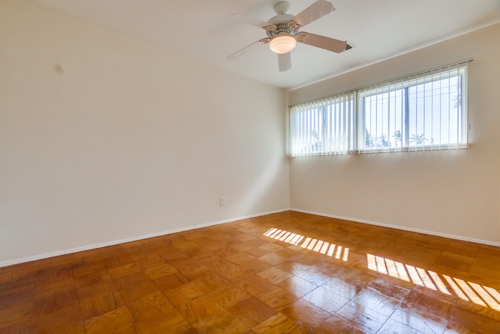 Virtual tour photo 30 of 49 for 4445 La Crosse Ave