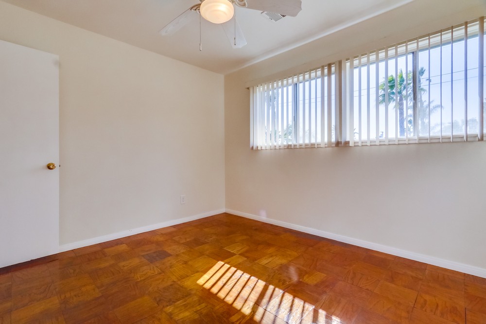 Virtual tour photo 34 of 49 for 4445 La Crosse Ave