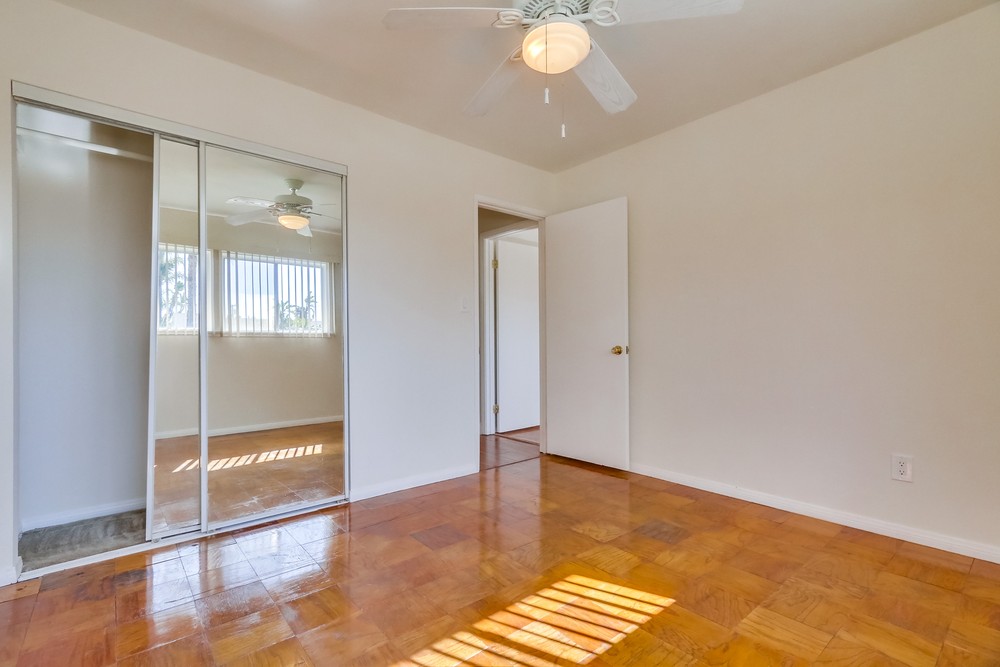 Virtual tour photo 36 of 49 for 4445 La Crosse Ave
