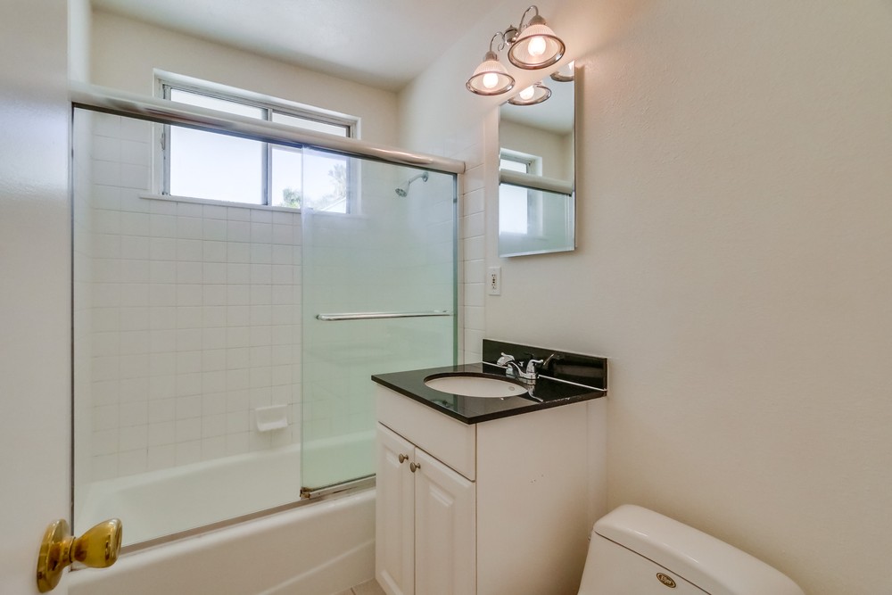Virtual tour photo 40 of 49 for 4445 La Crosse Ave