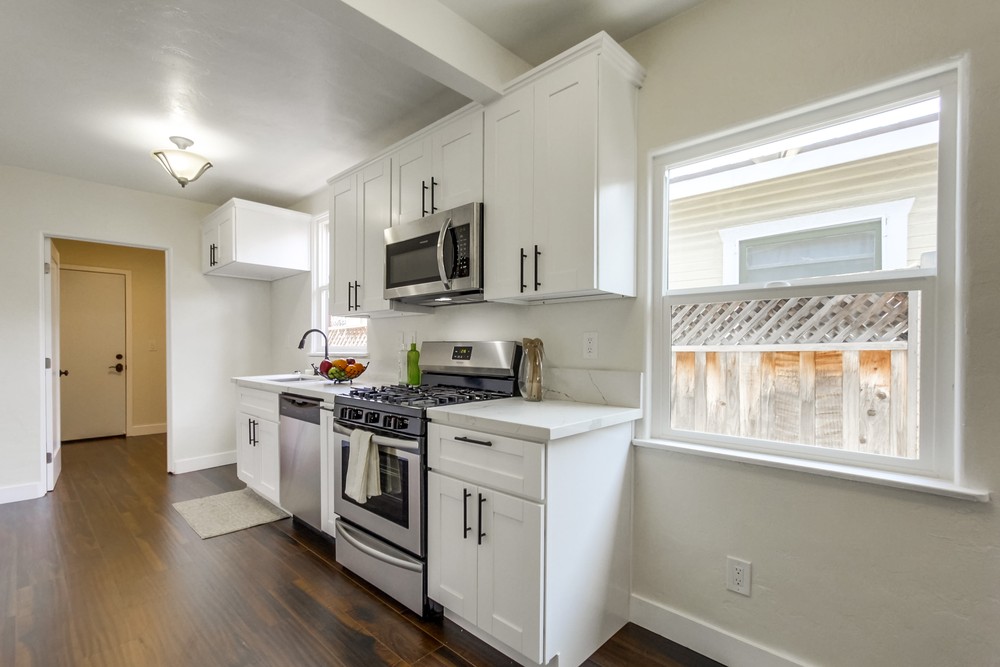 Virtual tour photo 18 of 35 for 4445 McClintock St