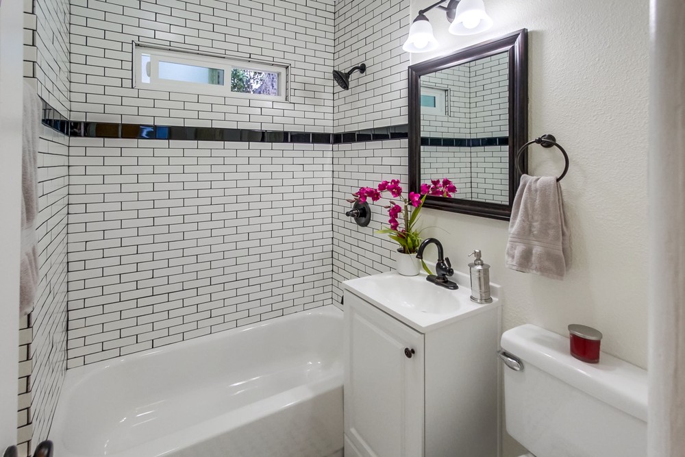 Virtual tour photo 26 of 35 for 4445 McClintock St
