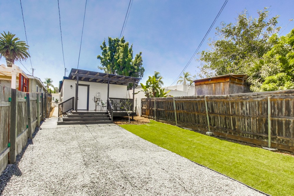 Virtual tour photo 33 of 35 for 4445 McClintock St