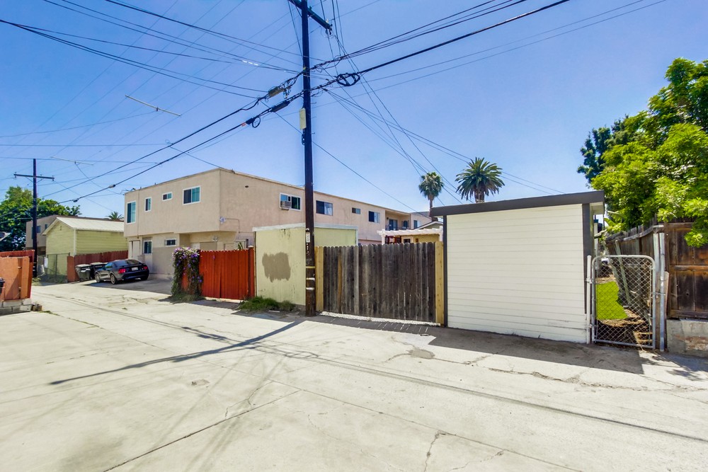 Virtual tour photo 35 of 35 for 4445 McClintock St