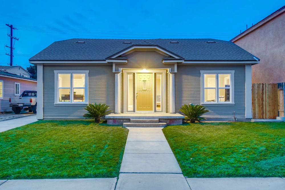 Virtual tour photo 1 of 44 for 4446 40th St