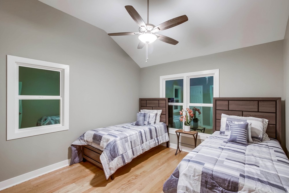 Virtual tour photo 36 of 44 for 4446 40th St