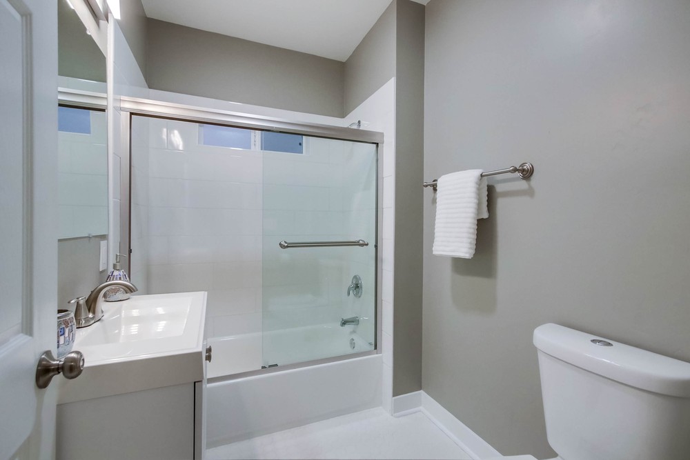 Virtual tour photo 39 of 44 for 4446 40th St