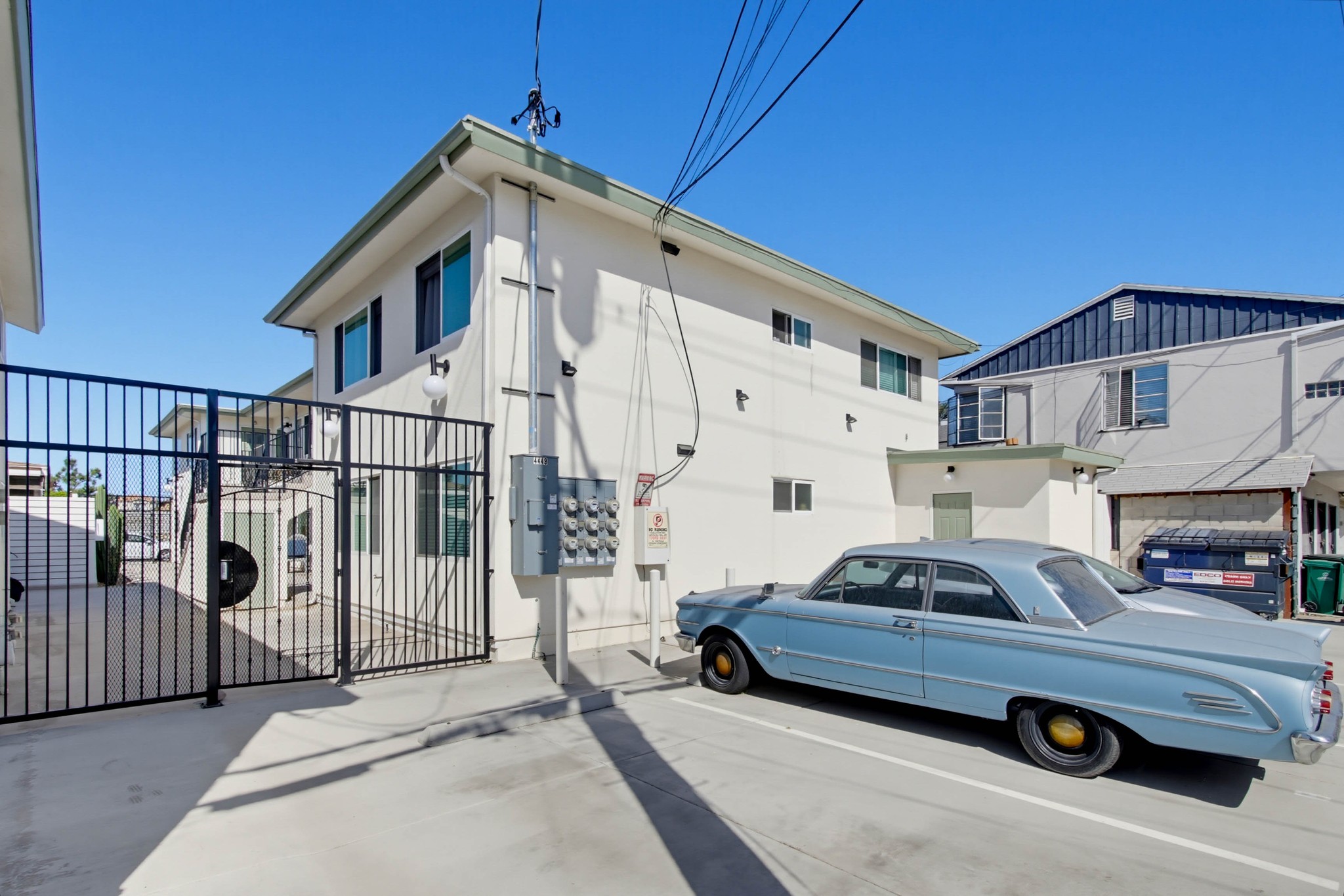 Virtual tour photo 30 of 32 for 4449 Central Ave #5