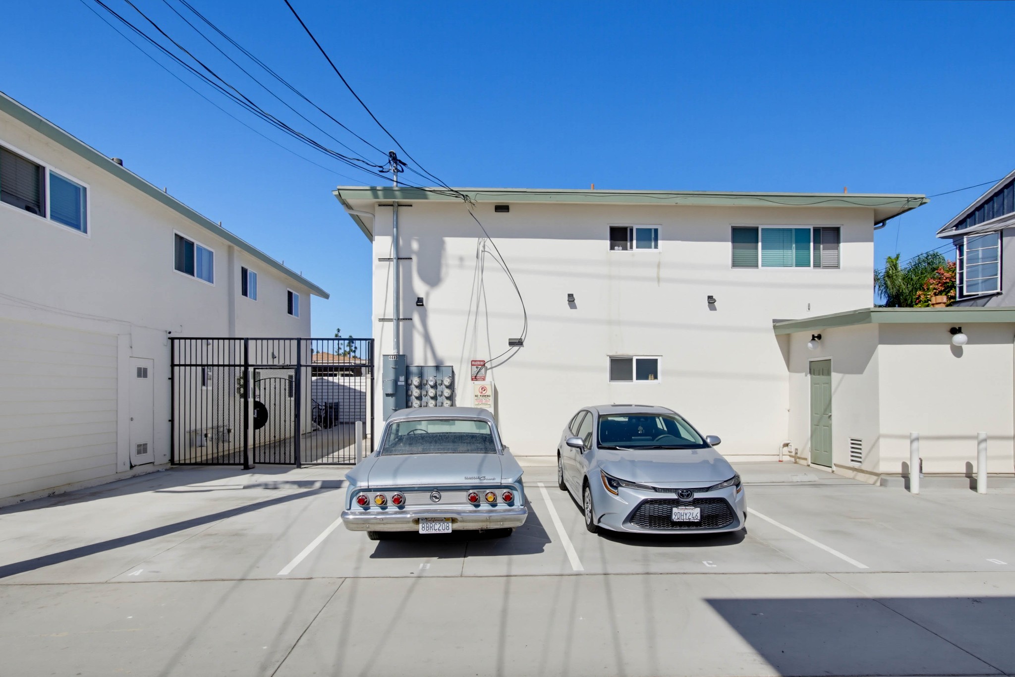 Virtual tour photo 31 of 32 for 4449 Central Ave #5