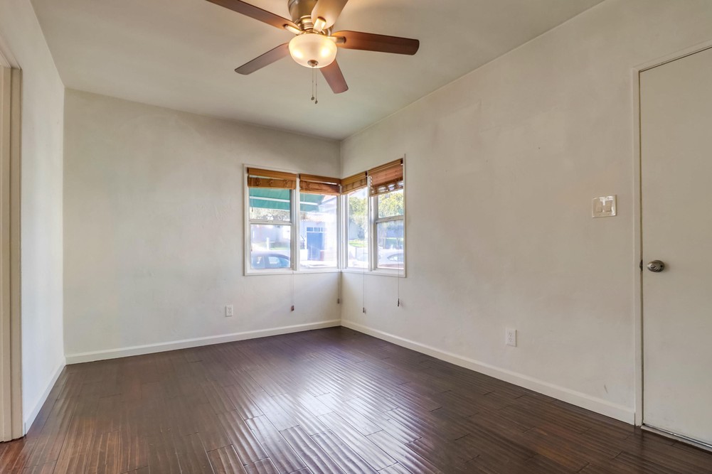 Virtual tour photo 13 of 43 for 4449 Florida St
