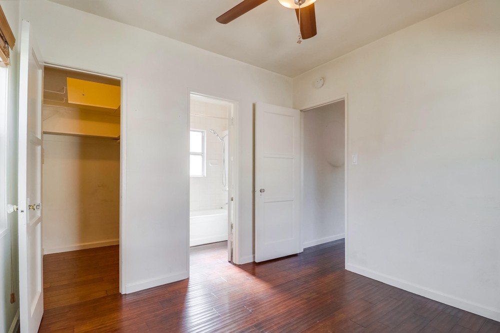 Virtual tour photo 22 of 43 for 4449 Florida St