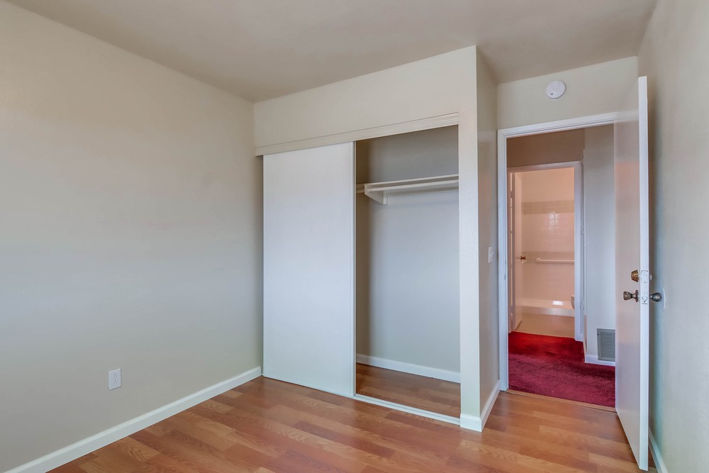 Virtual tour photo 28 of 49 for 445 Braun Ave