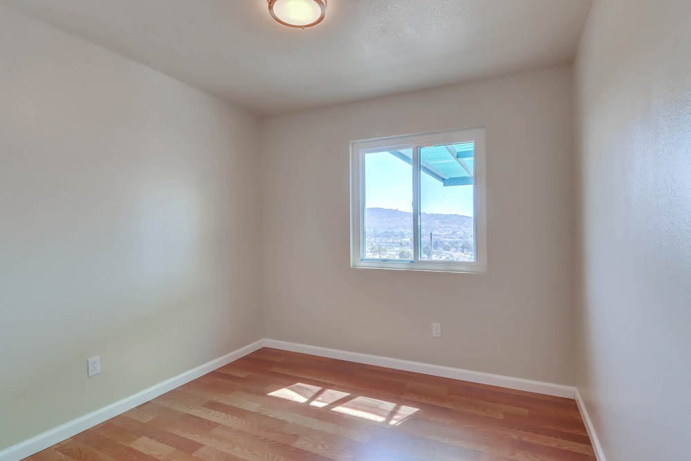Virtual tour photo 30 of 49 for 445 Braun Ave