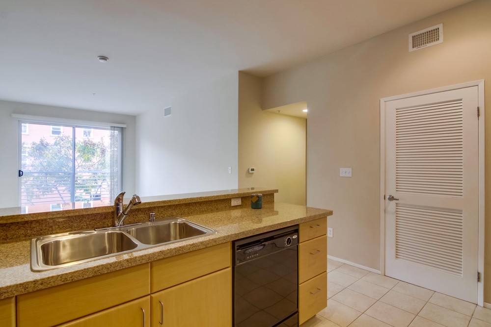 Virtual tour photo 19 of 35 for 445 Island Ave