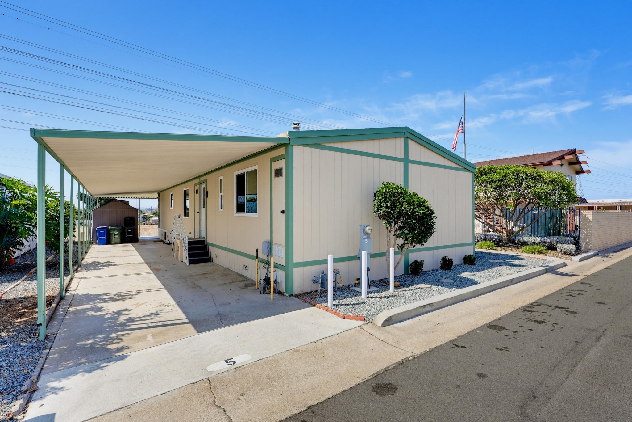 Virtual tour photo 4 of 73 for 445 Orange Ave Spc 5