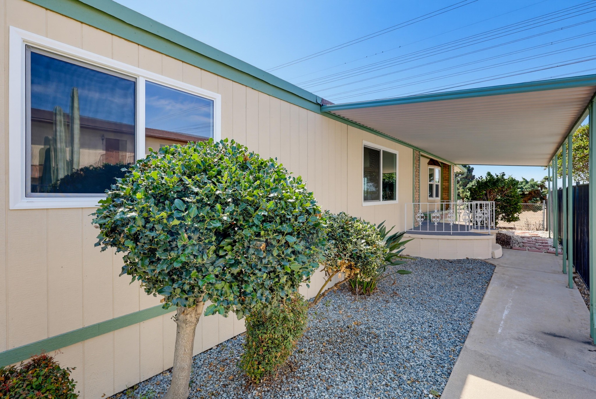Virtual tour photo 6 of 73 for 445 Orange Ave Spc 5