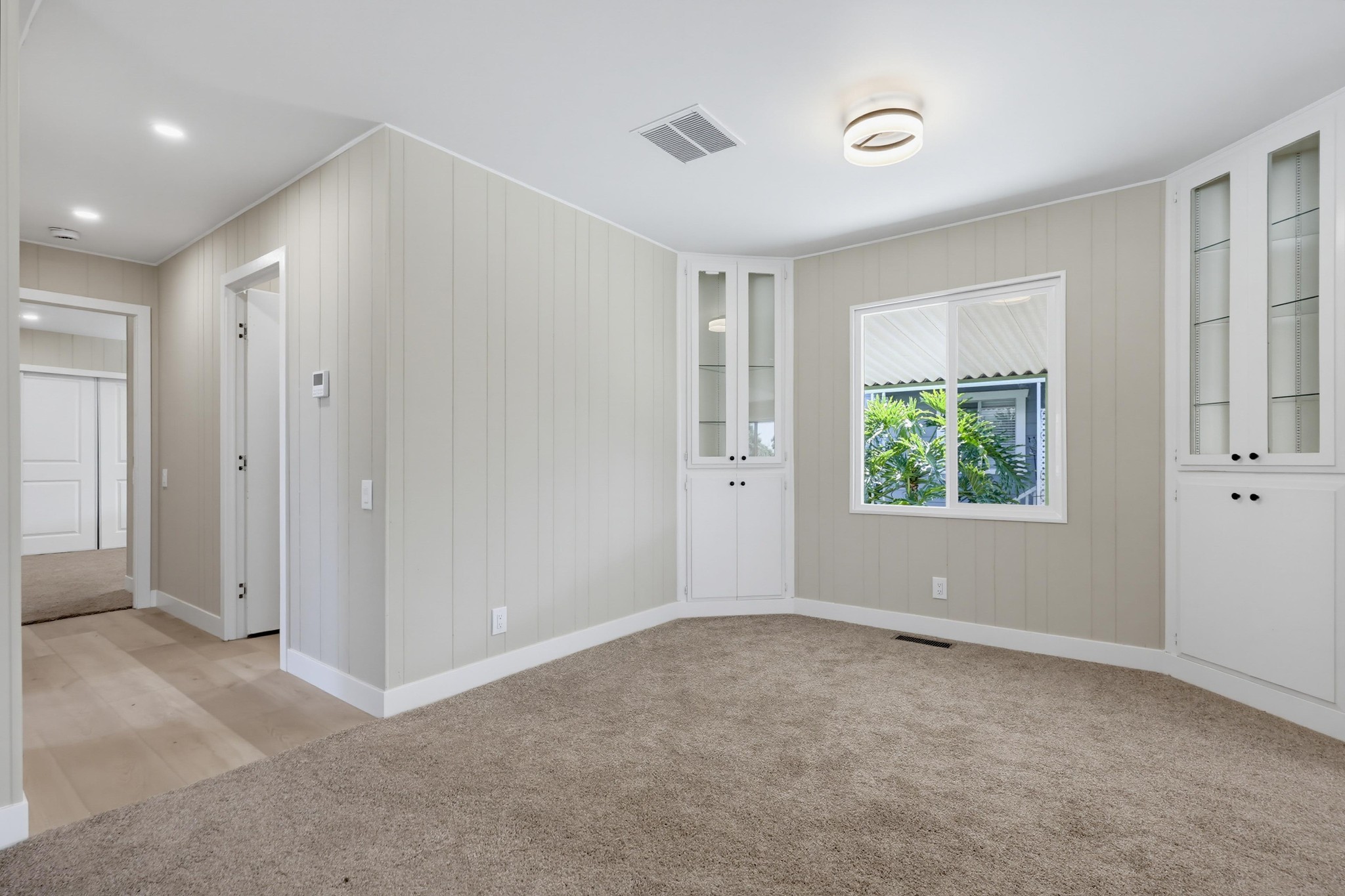 Virtual tour photo 17 of 73 for 445 Orange Ave Spc 5