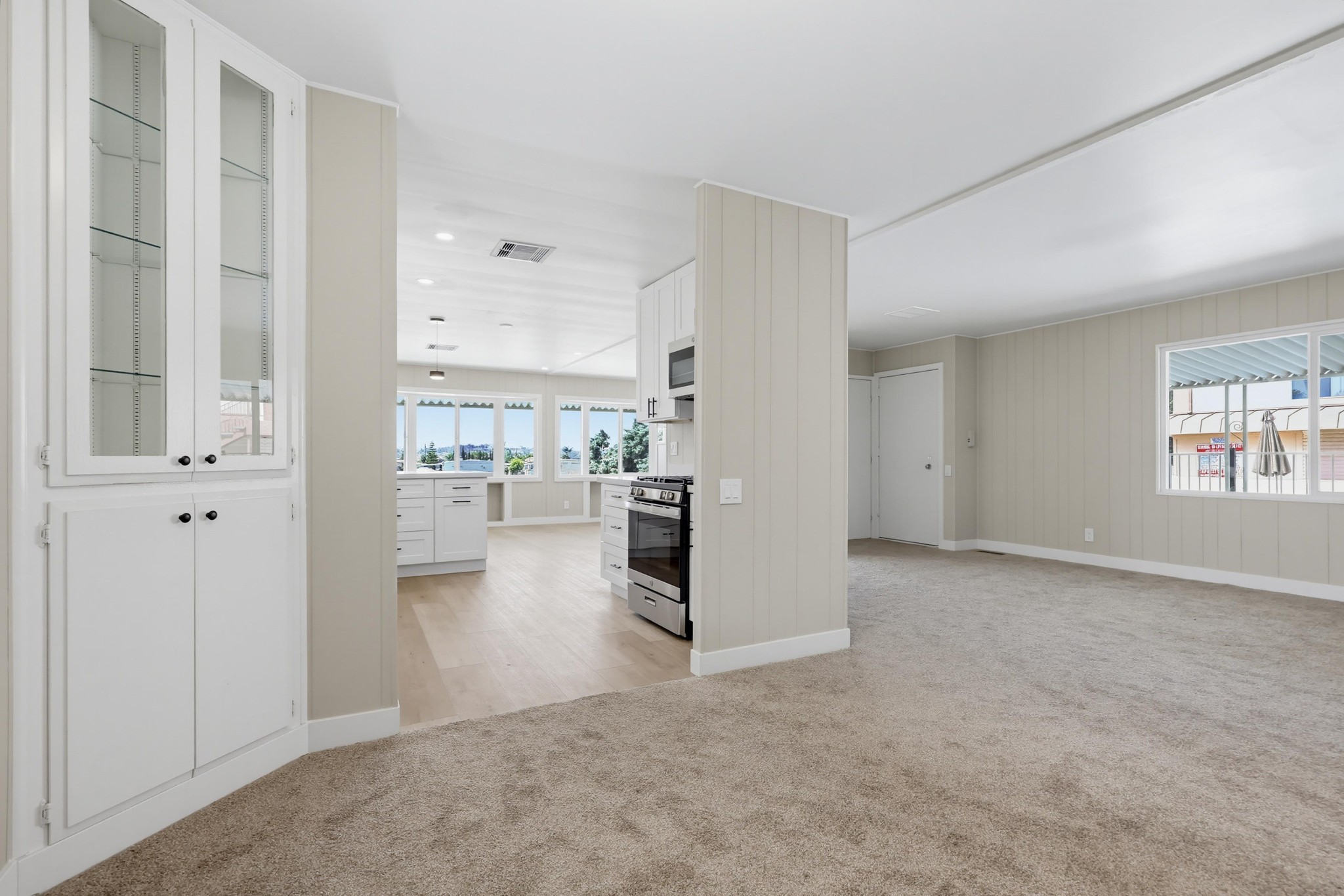 Virtual tour photo 18 of 73 for 445 Orange Ave Spc 5