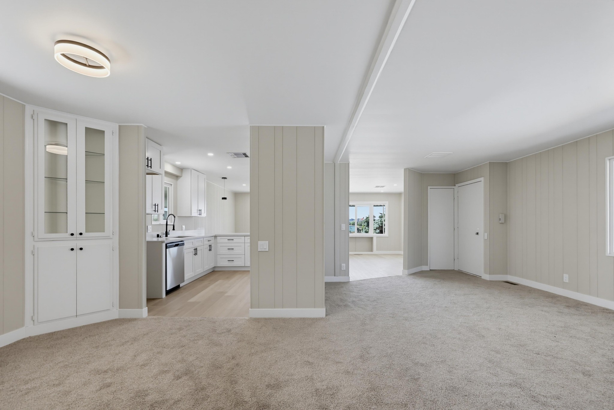 Virtual tour photo 19 of 73 for 445 Orange Ave Spc 5