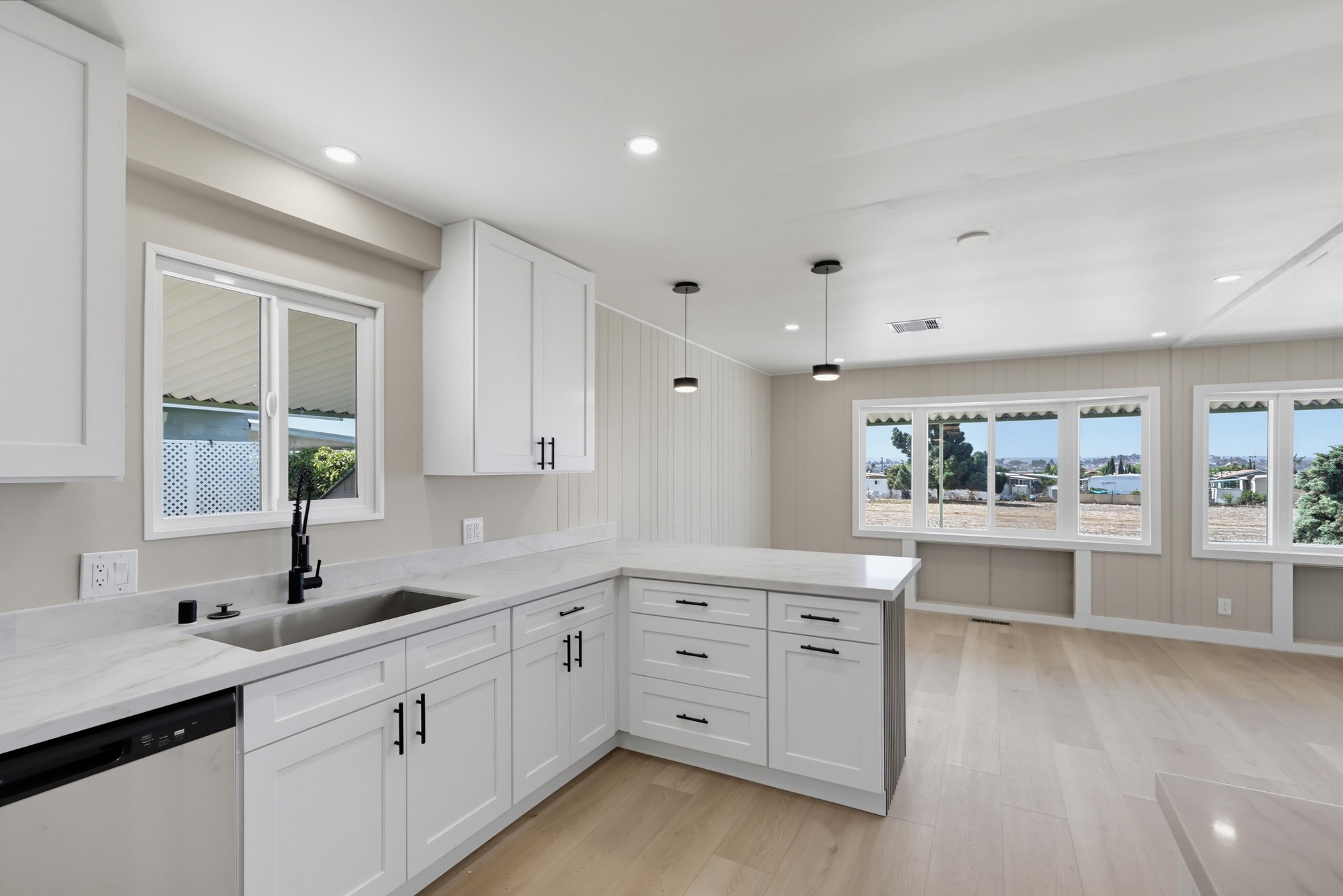 Virtual tour photo 23 of 73 for 445 Orange Ave Spc 5
