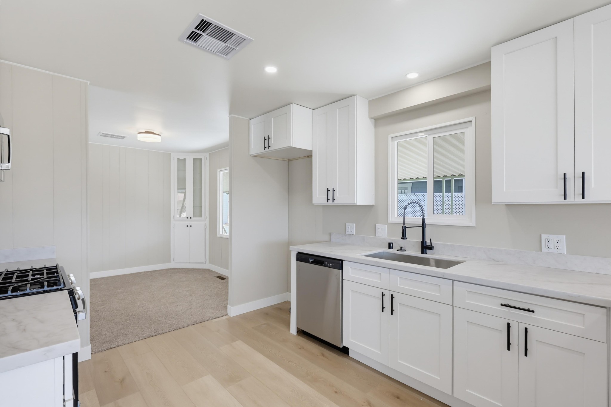 Virtual tour photo 26 of 73 for 445 Orange Ave Spc 5