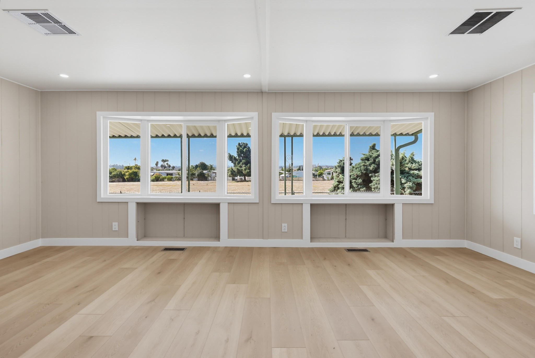 Virtual tour photo 34 of 73 for 445 Orange Ave Spc 5