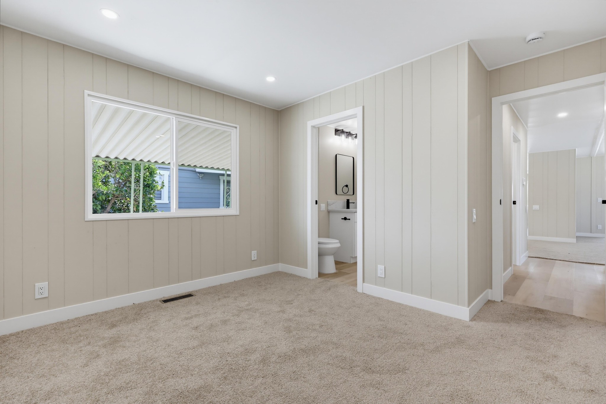 Virtual tour photo 45 of 73 for 445 Orange Ave Spc 5