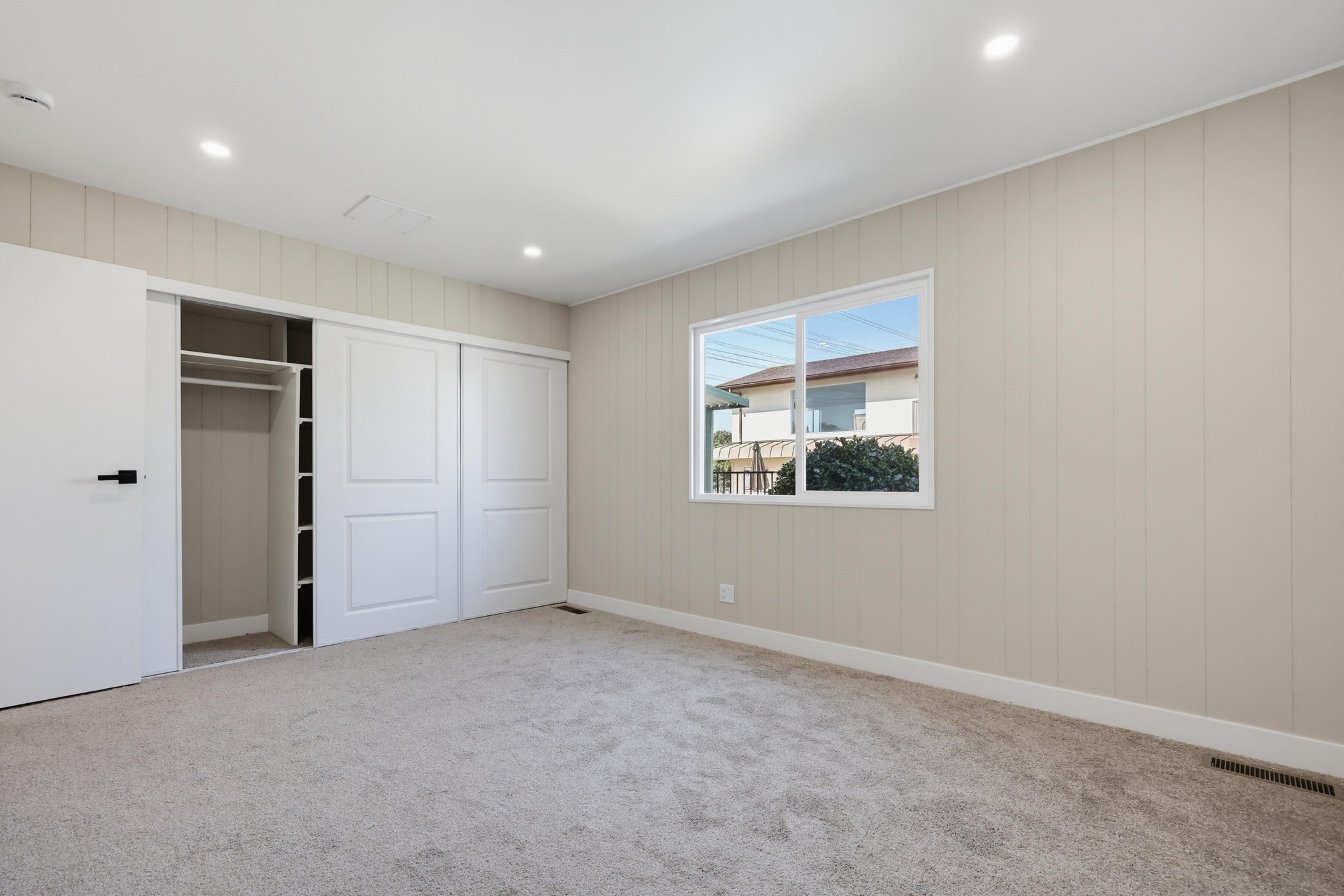 Virtual tour photo 50 of 73 for 445 Orange Ave Spc 5
