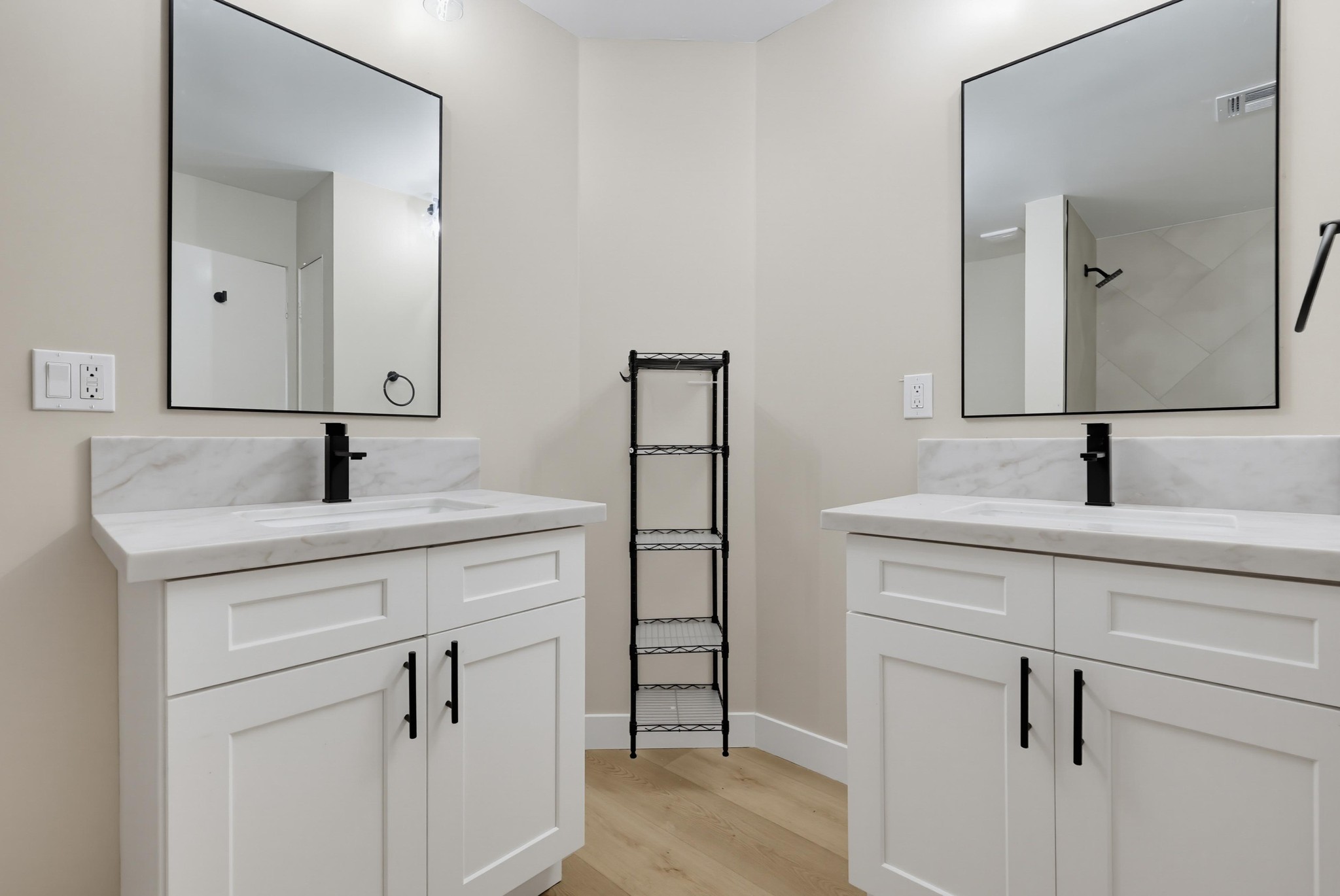 Virtual tour photo 57 of 73 for 445 Orange Ave Spc 5