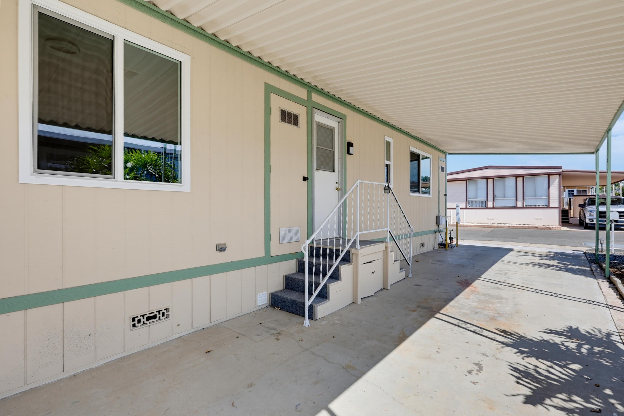 Virtual tour photo 60 of 73 for 445 Orange Ave Spc 5