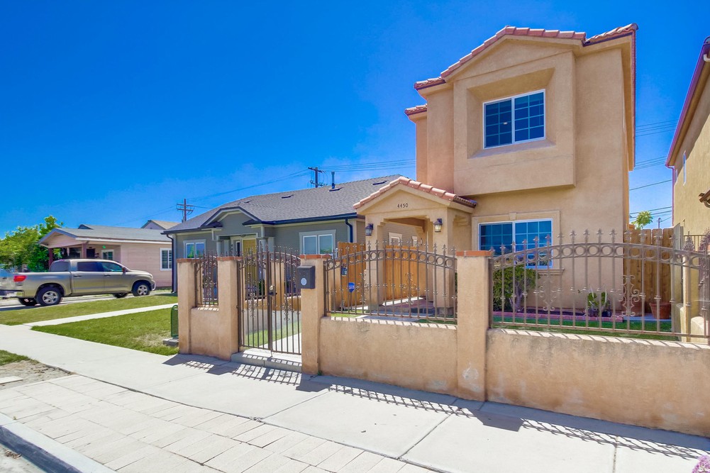 Virtual tour photo 6 of 62 for 4450 40th St
