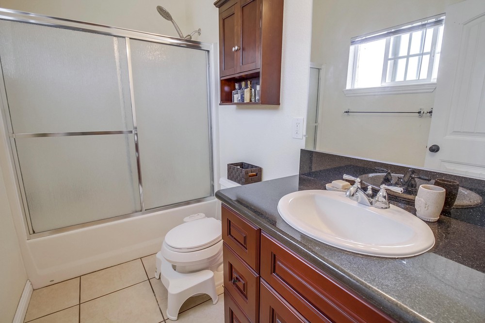 Virtual tour photo 48 of 62 for 4450 40th St