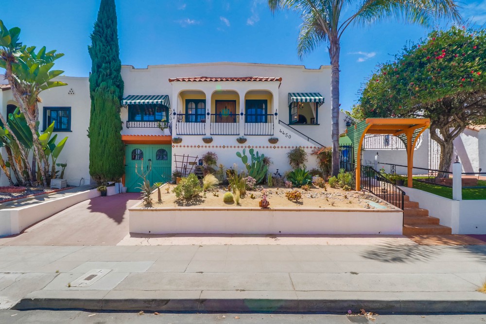 Virtual tour photo 1 of 48 for 4450 Florida St