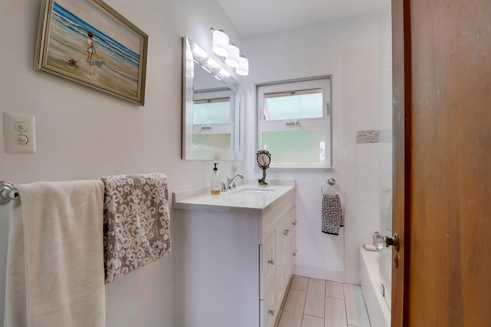 Virtual tour photo 33 of 48 for 4450 Florida St