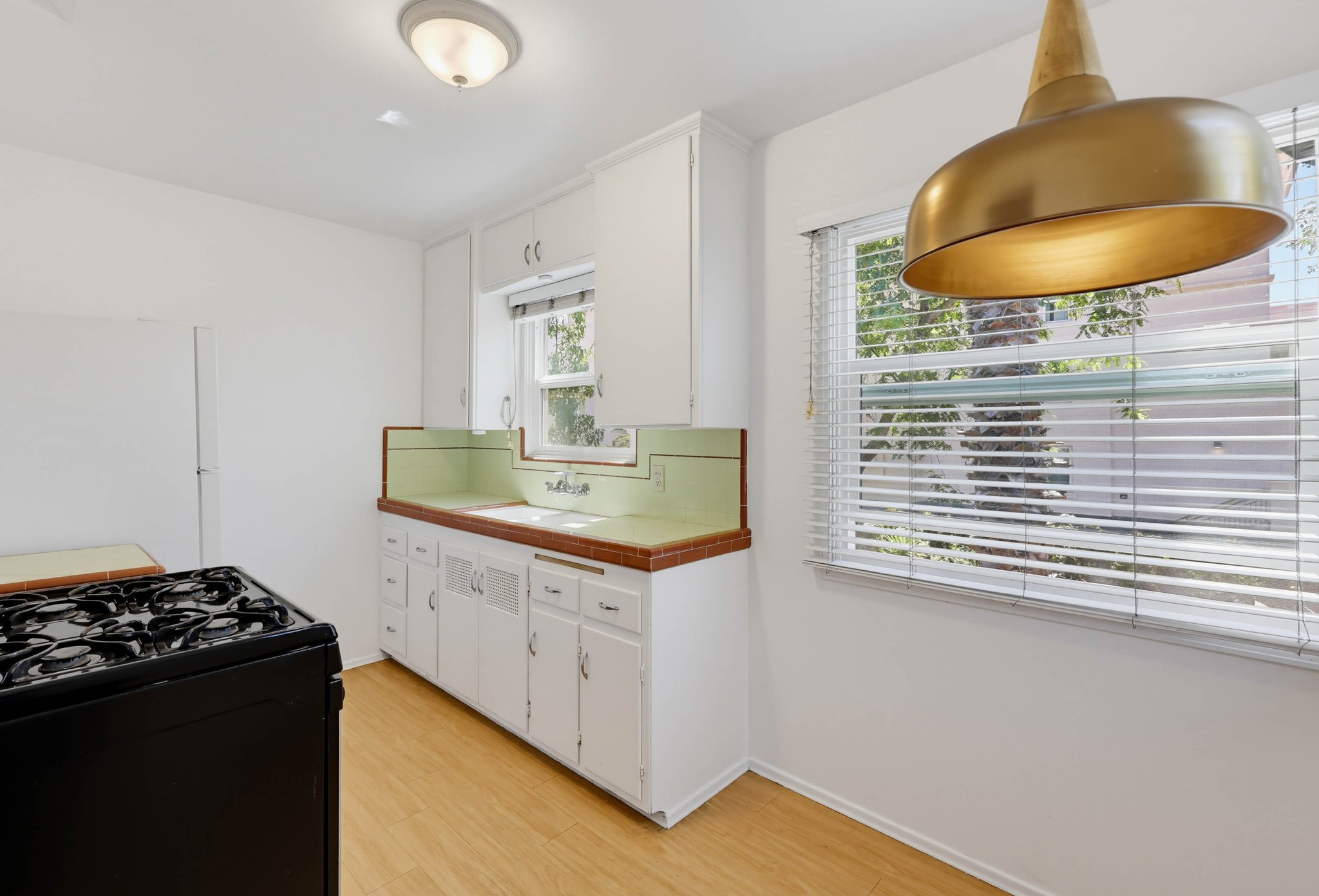 Virtual tour photo 13 of 70 for 4451 Dawson Ave