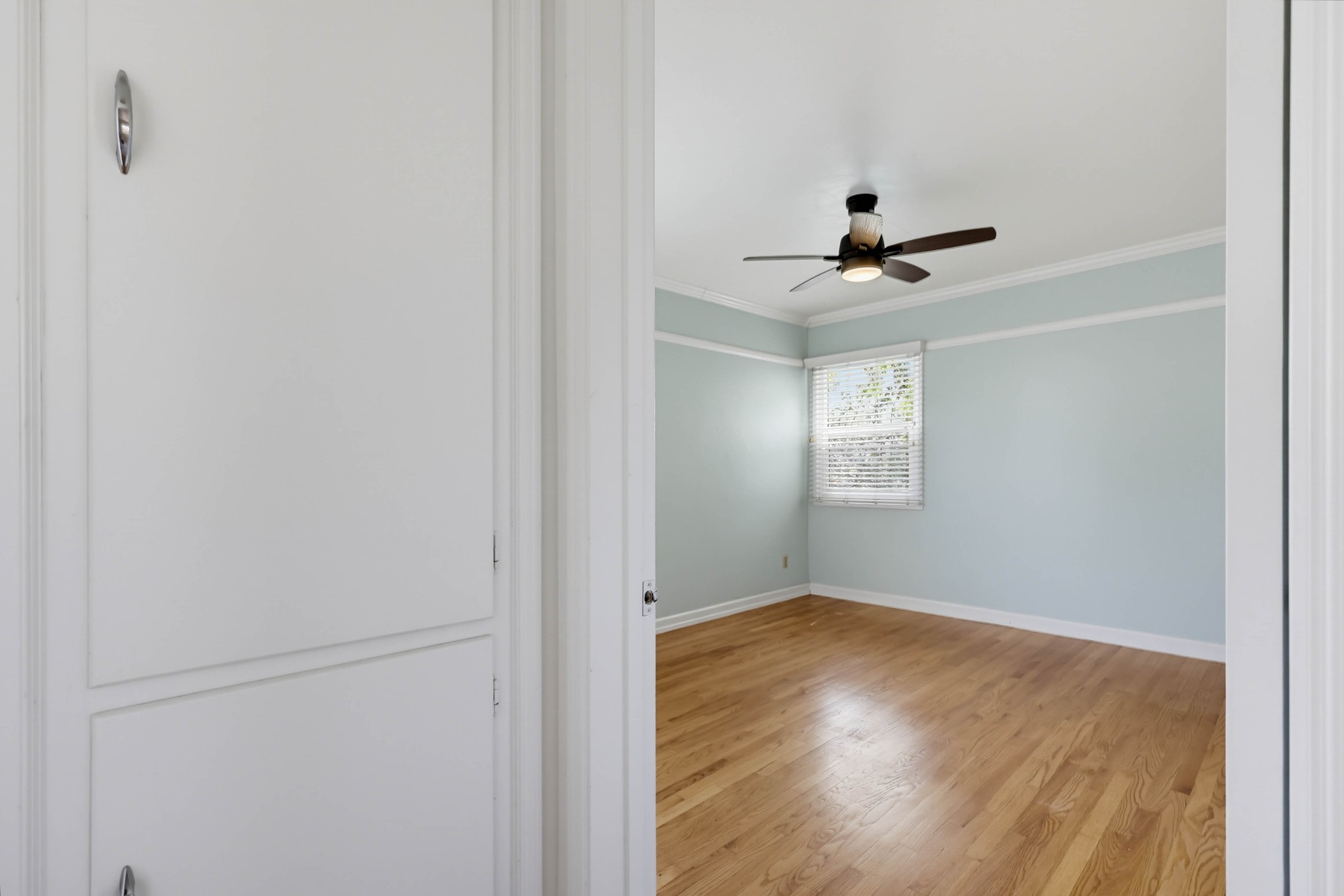 Virtual tour photo 21 of 70 for 4451 Dawson Ave