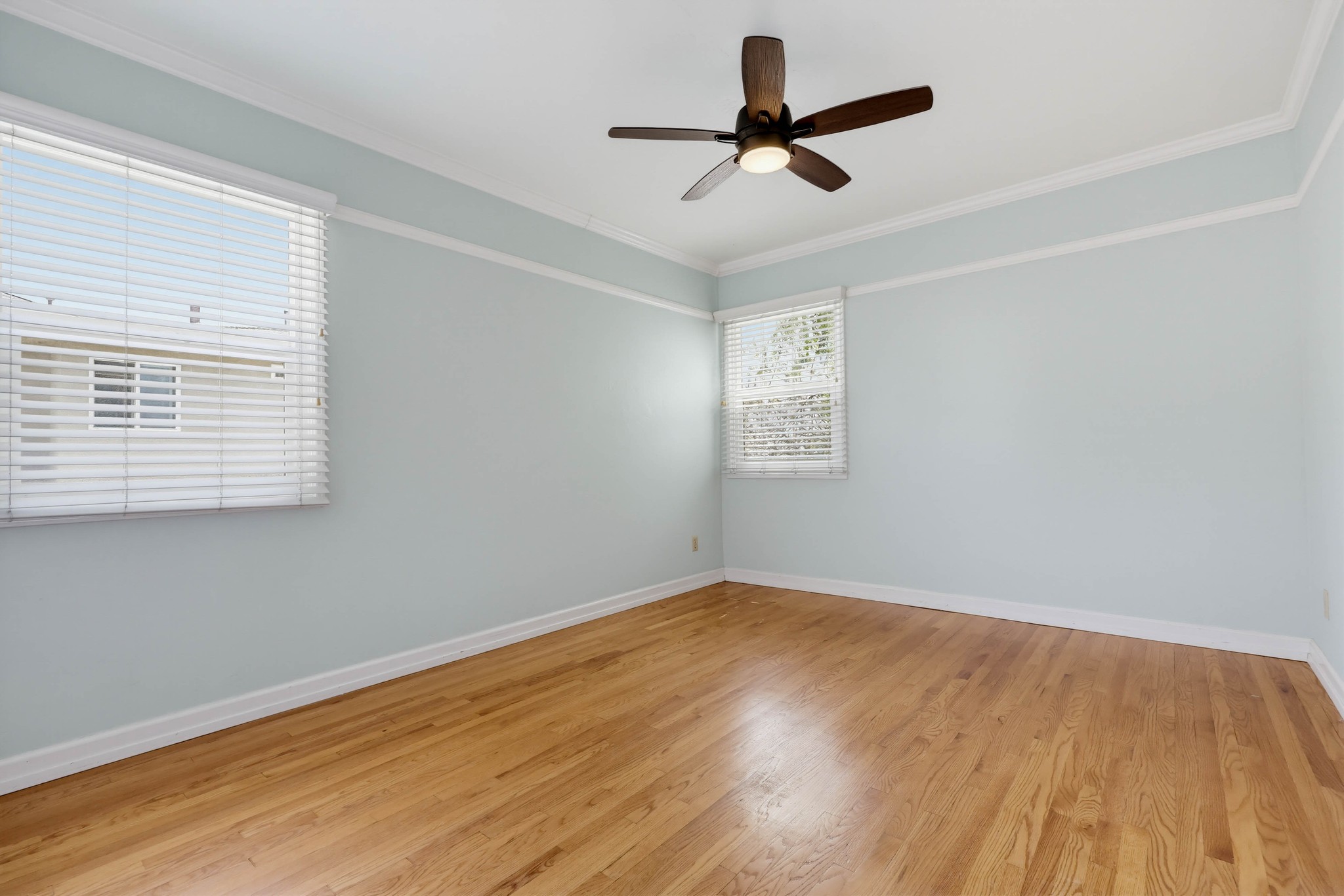 Virtual tour photo 22 of 70 for 4451 Dawson Ave