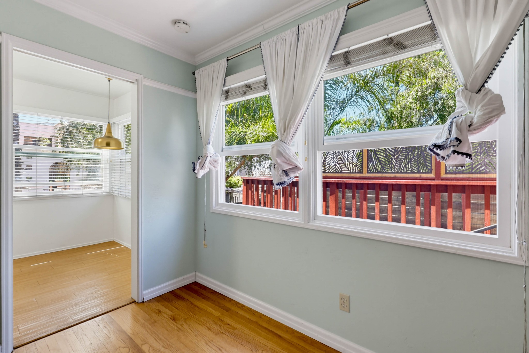 Virtual tour photo 29 of 70 for 4451 Dawson Ave