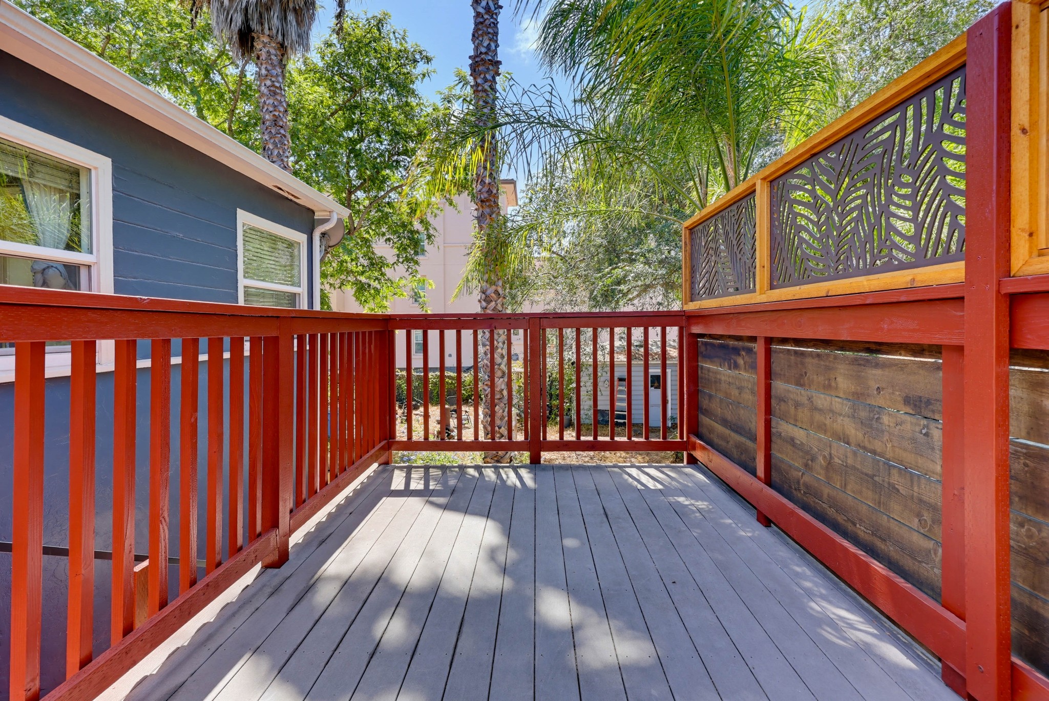 Virtual tour photo 35 of 70 for 4451 Dawson Ave