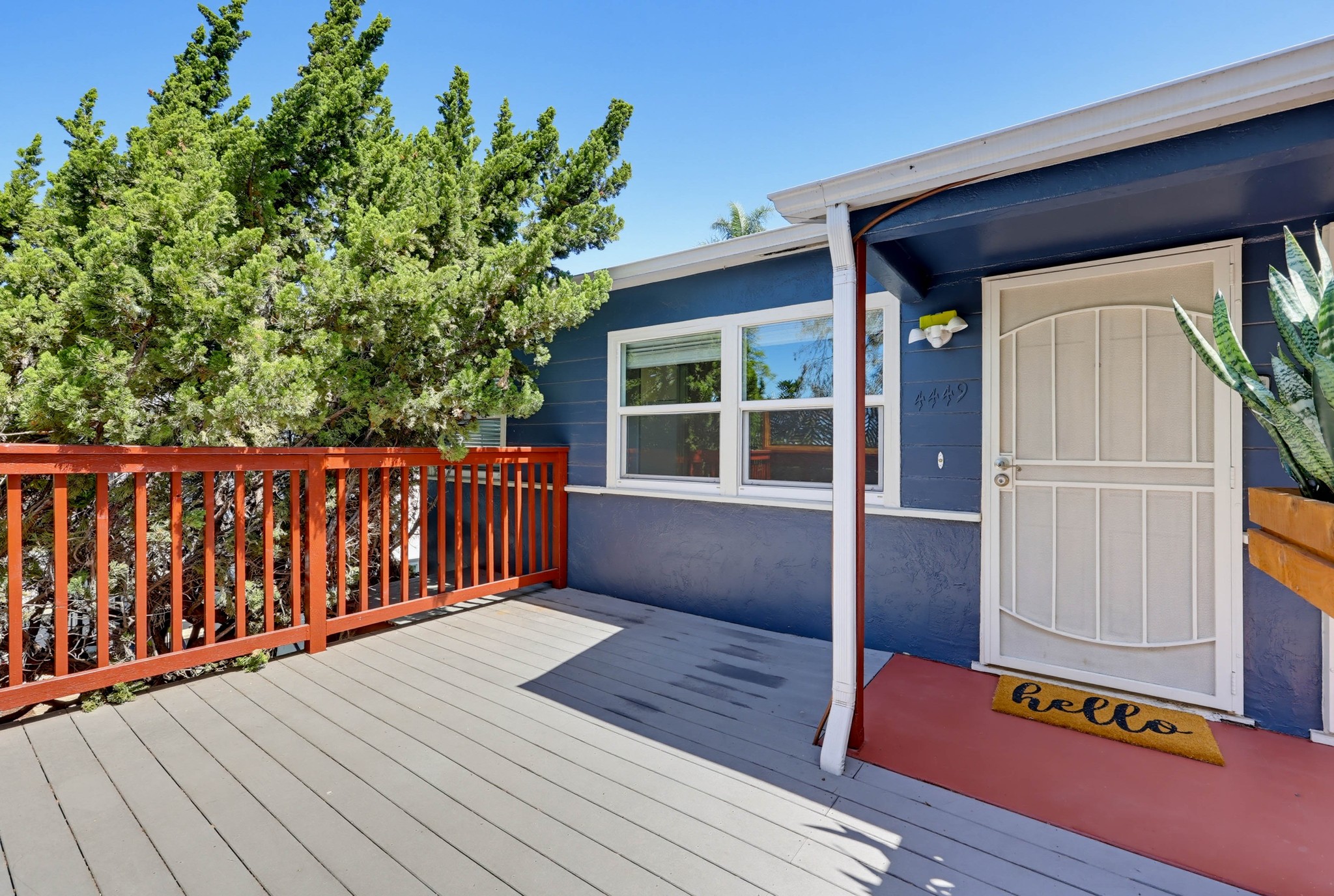 Virtual tour photo 36 of 70 for 4451 Dawson Ave