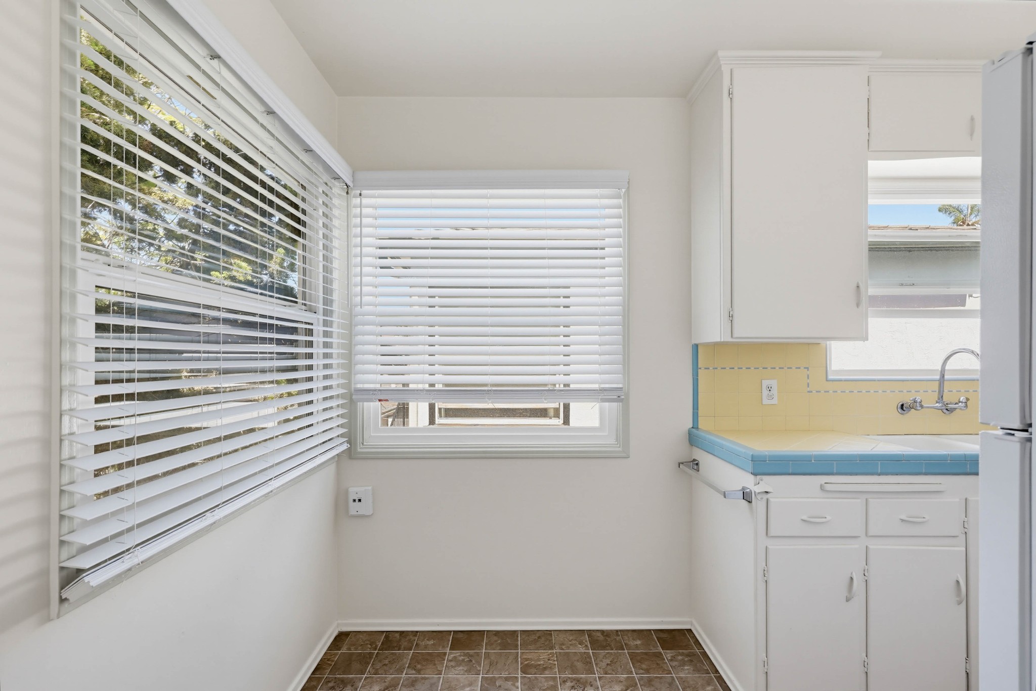 Virtual tour photo 42 of 70 for 4451 Dawson Ave